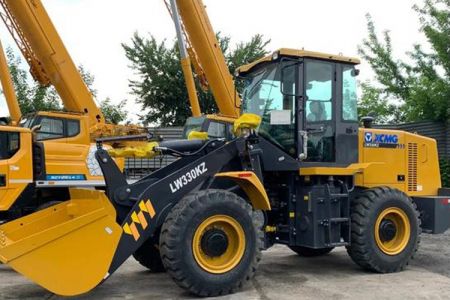 Погрузчик фронтальный LW330KZ Погрузчик фронтальный LW330KZ в Казахстане